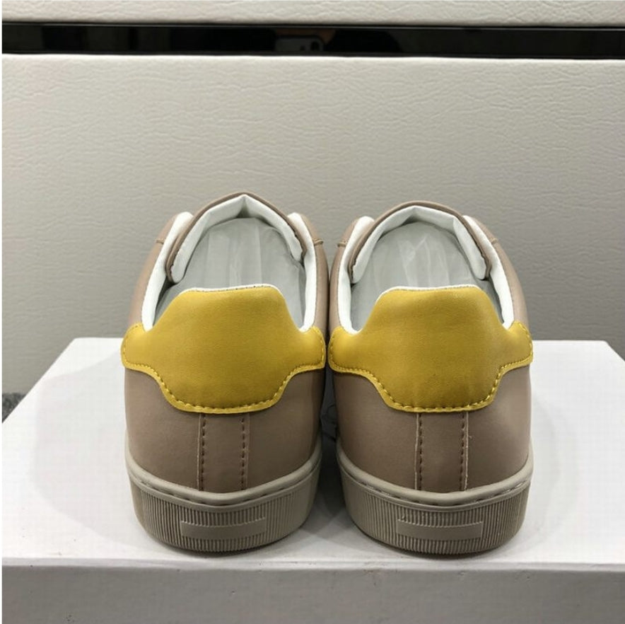 Les baskets sneakers Moncler combinent style sophistiqué et performance haut de gamme.

 leur design élégant.pas cher.le moins cher.