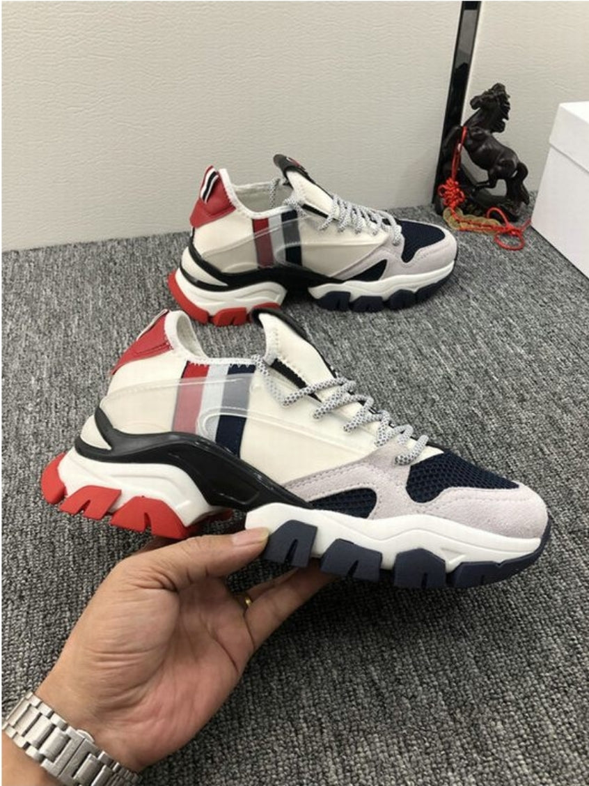 Les baskets sneakers Moncler combinent style sophistiqué et performance haut de gamme.

 leur design élégant.pas cher.le moins cher.