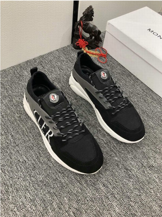 Les baskets sneakers Moncler combinent style sophistiqué et performance haut de gamme.

 leur design élégant.pas cher.le moins cher.