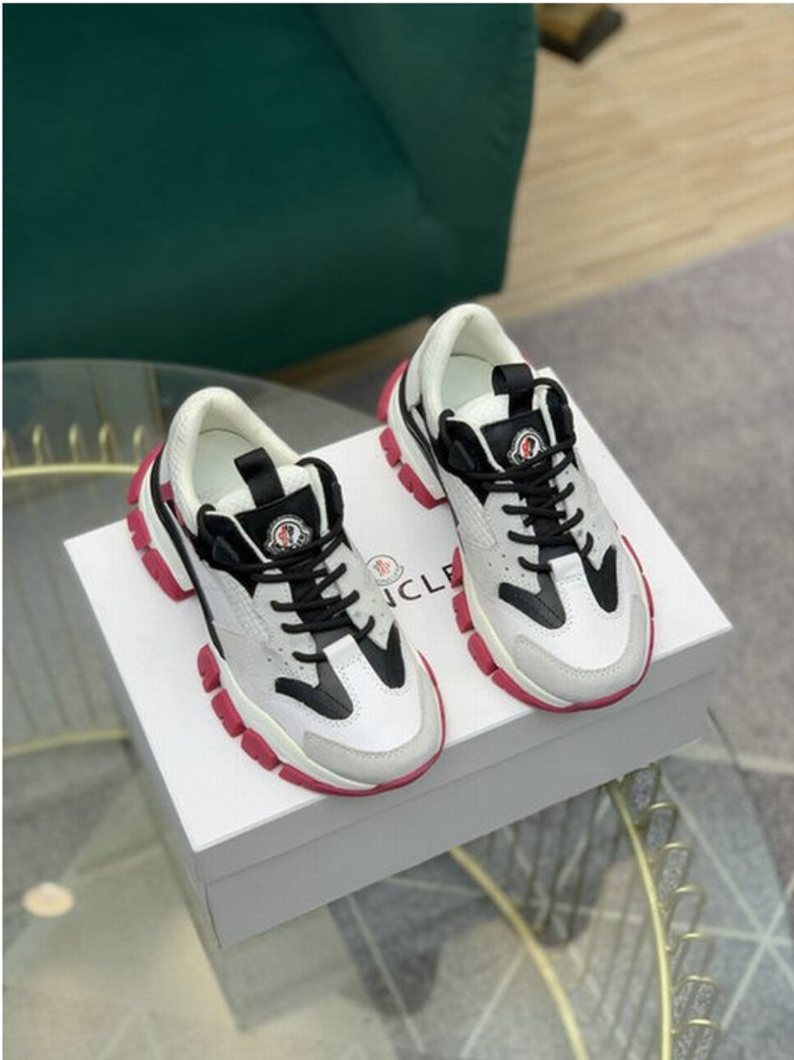 Les baskets sneakers Moncler combinent style sophistiqué et performance haut de gamme.

 leur design élégant.pas cher.le moins cher.