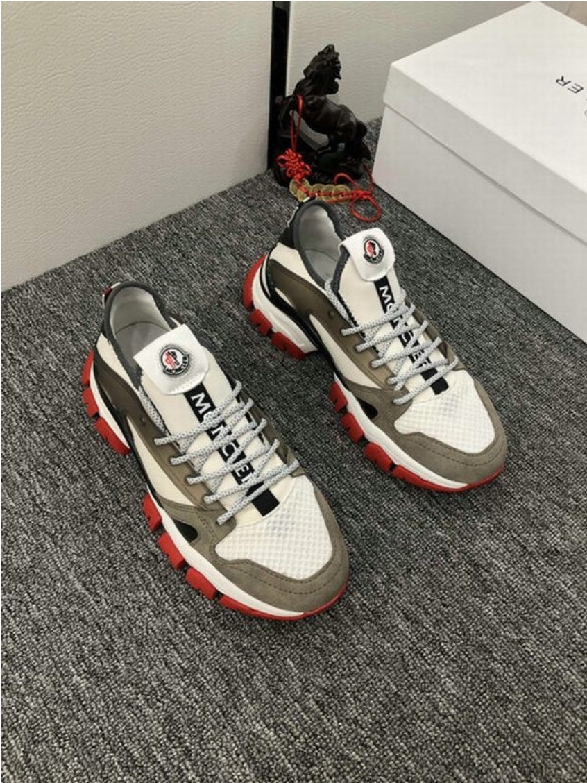 Les baskets sneakers Moncler combinent style sophistiqué et performance haut de gamme.

 leur design élégant.pas cher.le moins cher.