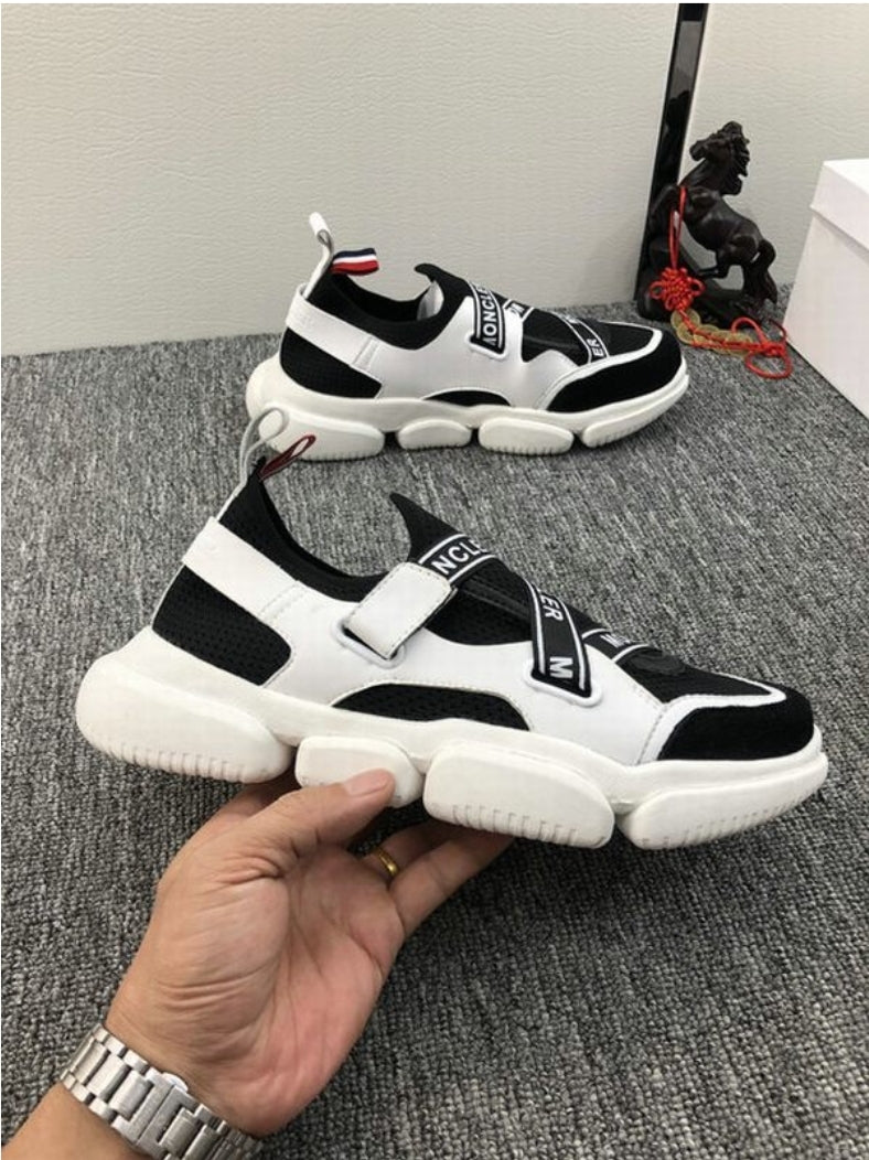 Les baskets sneakers Moncler combinent style sophistiqué et performance haut de gamme.

 leur design élégant.pas cher.le moins cher.