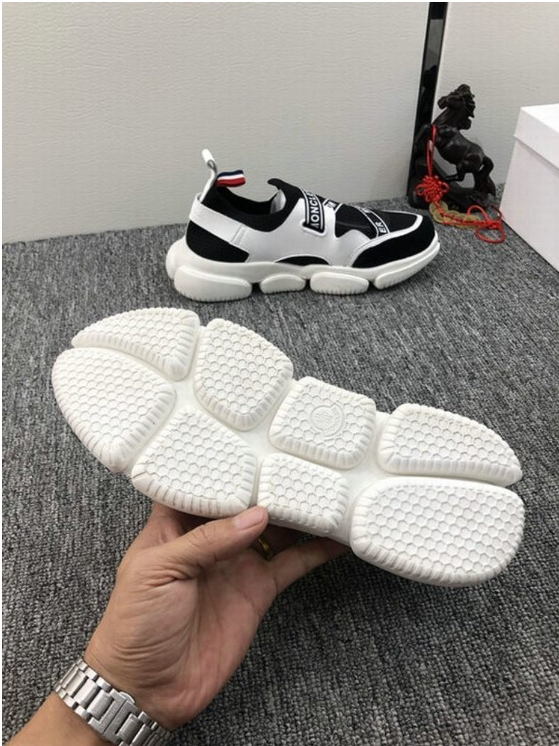 Les baskets sneakers Moncler combinent style sophistiqué et performance haut de gamme.

 leur design élégant.pas cher.le moins cher.