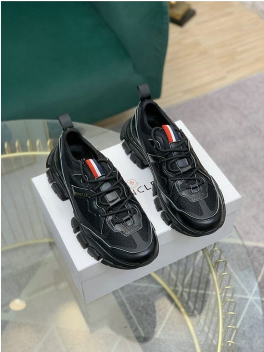 Les baskets sneakers Moncler combinent style sophistiqué et performance haut de gamme.

 leur design élégant.pas cher.le moins cher.