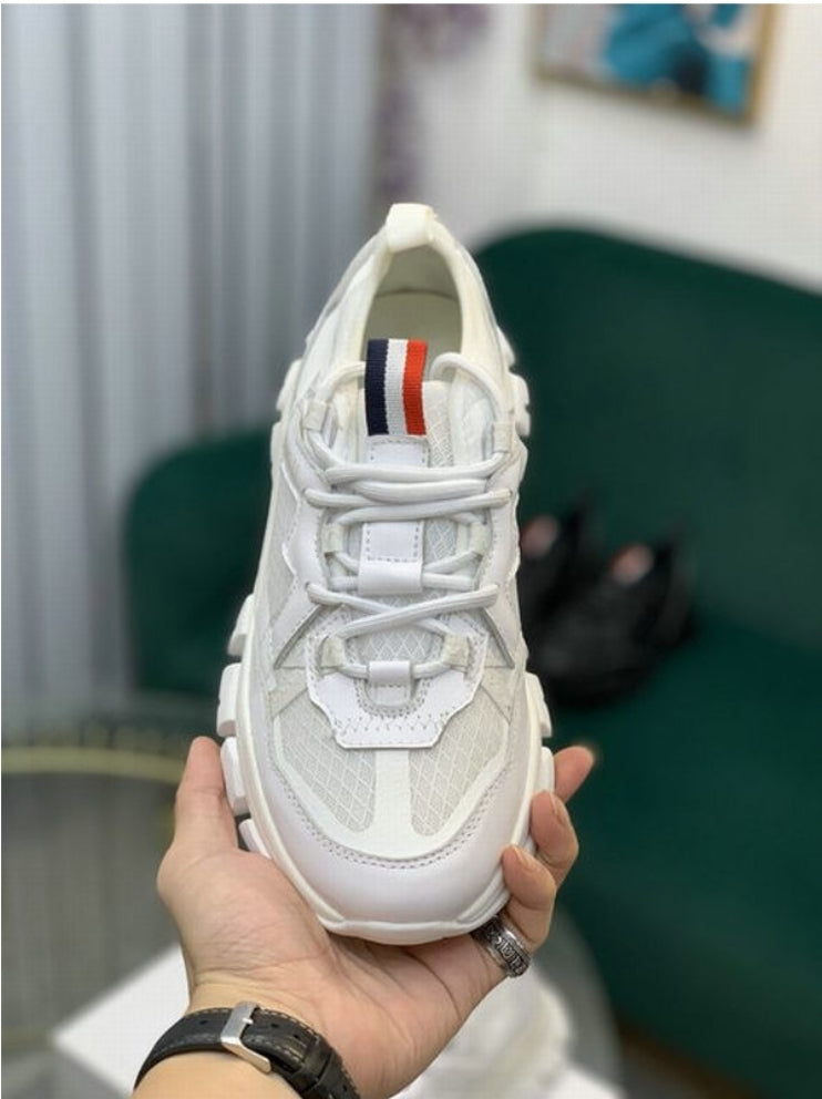 Les baskets sneakers Moncler combinent style sophistiqué et performance haut de gamme.

 leur design élégant.pas cher.le moins cher.