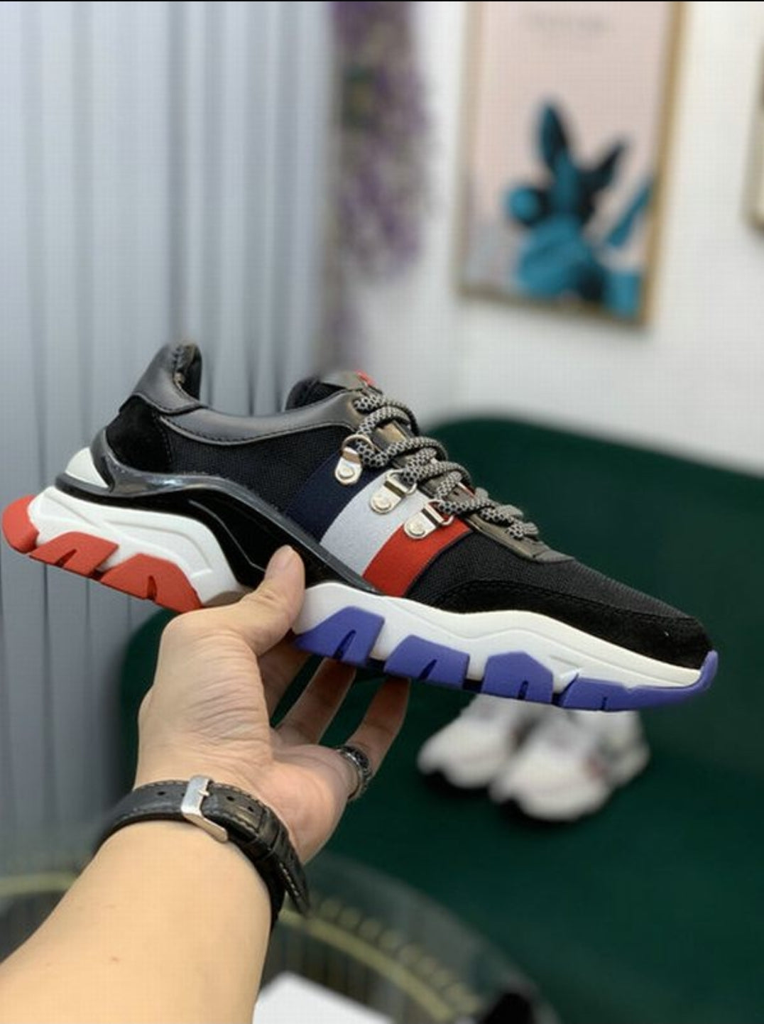 Les baskets sneakers Moncler combinent style sophistiqué et performance haut de gamme.

 leur design élégant.pas cher.le moins cher.