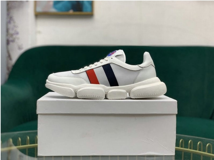 Les baskets sneakers Moncler combinent style sophistiqué et performance haut de gamme.

 leur design élégant.pas cher.le moins cher.