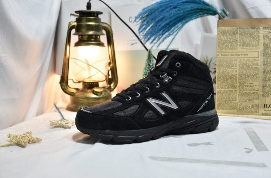 Les baskets New Balance allient style et confort. Leur design classique et leurs matériaux de haute qualité en font un choix idéal pour les amateurs de sneakers.pas cher. Le moins cher.
