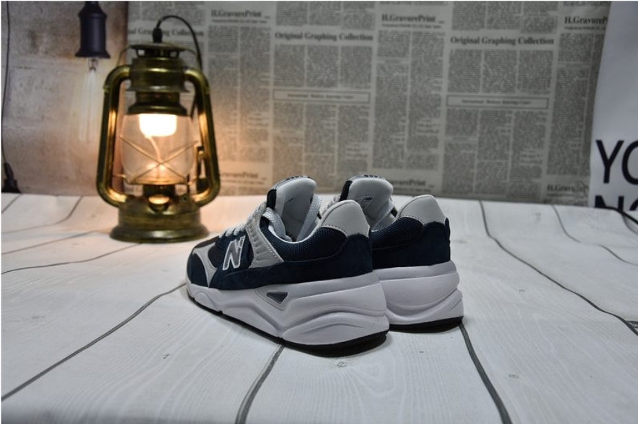 Les baskets New Balance allient style et confort. Leur design classique et leurs matériaux de haute qualité en font un choix idéal pour les amateurs de sneakers.pas cher. Le moins cher.
