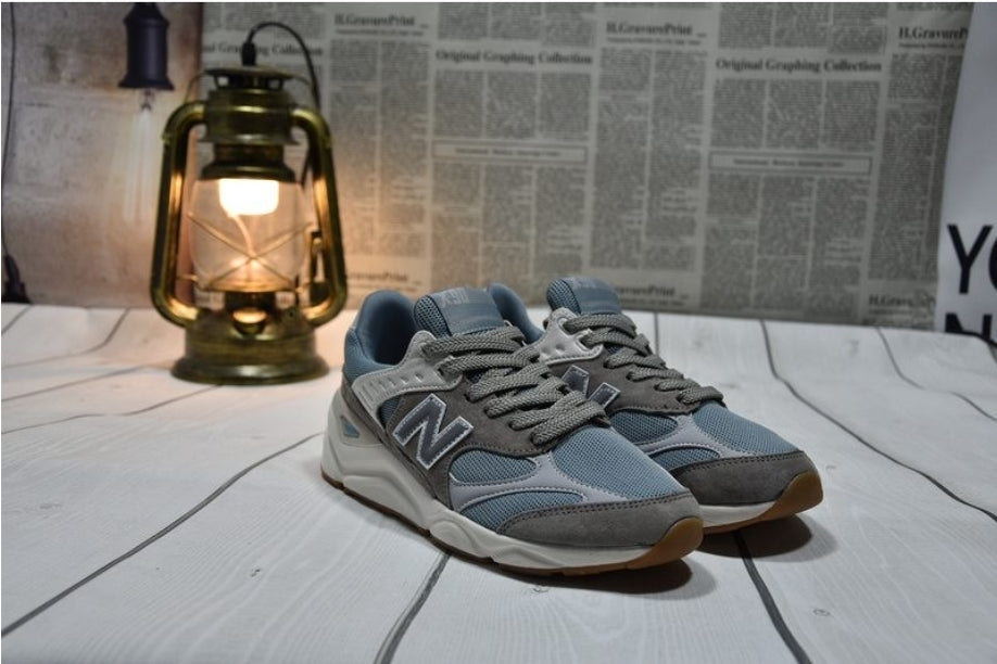 Les baskets New Balance allient style et confort. Leur design classique et leurs matériaux de haute qualité en font un choix idéal pour les amateurs de sneakers.pas cher. Le moins cher.