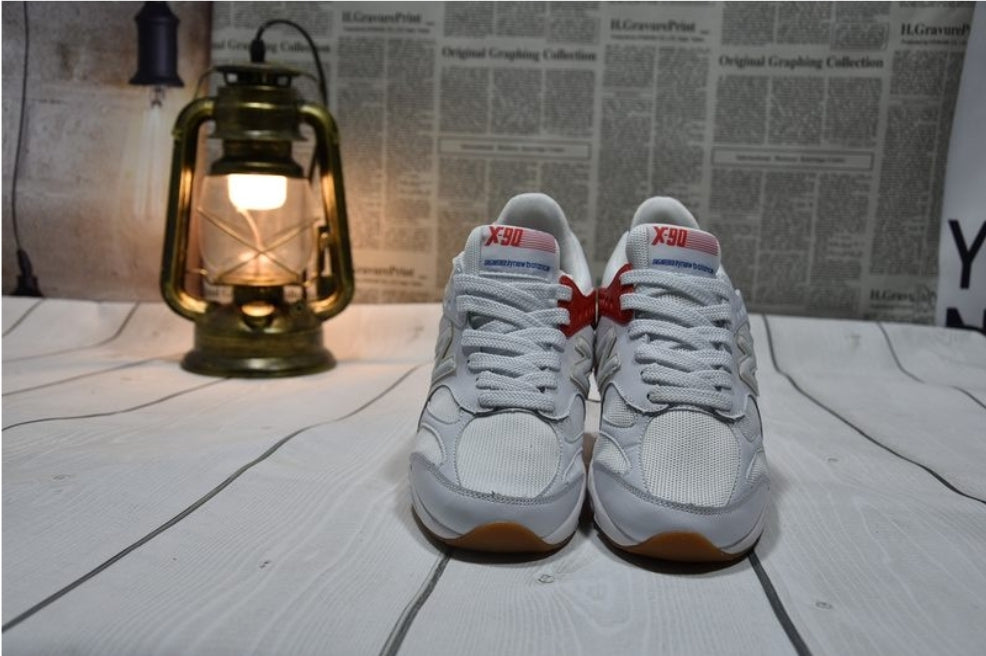 Les baskets New Balance allient style et confort. Leur design classique et leurs matériaux de haute qualité en font un choix idéal pour les amateurs de sneakers.pas cher. Le moins cher.