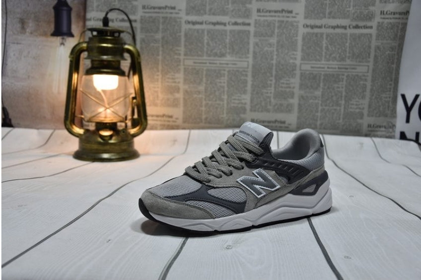 Les baskets New Balance allient style et confort. Leur design classique et leurs matériaux de haute qualité en font un choix idéal pour les amateurs de sneakers.pas cher. Le moins cher.