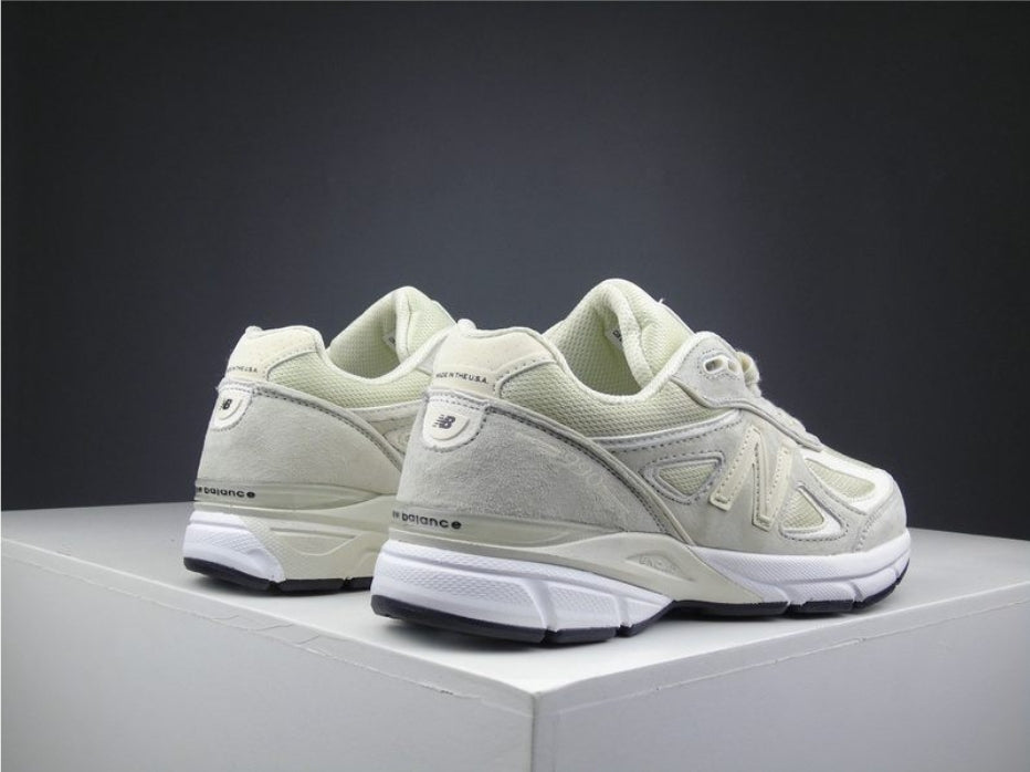 Les baskets New Balance allient style et confort. Leur design classique et leurs matériaux de haute qualité en font un choix idéal pour les amateurs de sneakers.pas cher. Le moins cher.