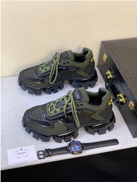 Les baskets sneakers Prada incarnent un style emblématique et un luxe italien.

 leur design élégant.pas cher,le moins cher.