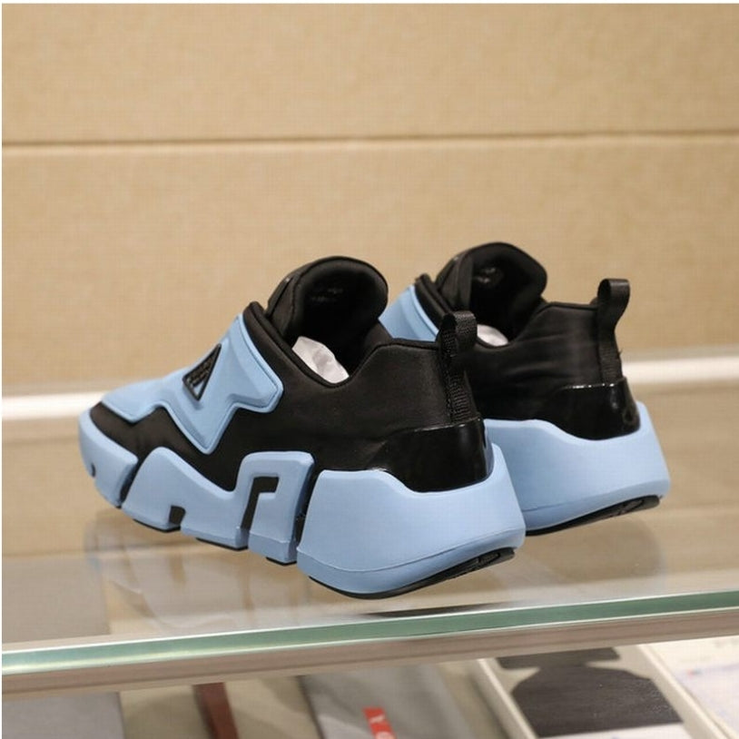 Les baskets sneakers Prada incarnent un style emblématique et un luxe italien.

 leur design élégant.pas cher,le moins cher.