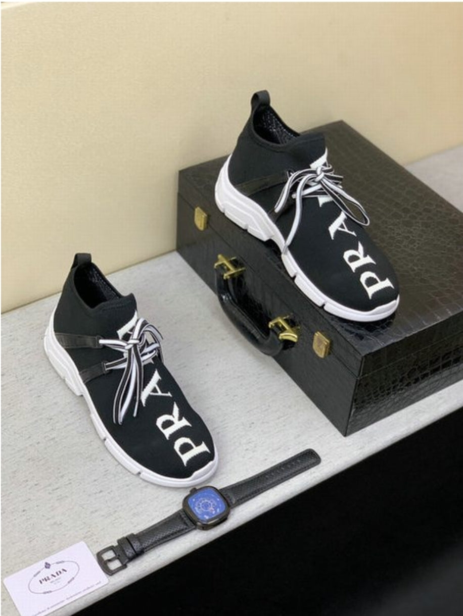 Les baskets sneakers Prada incarnent un style emblématique et un luxe italien.

 leur design élégant.pas cher,le moins cher.