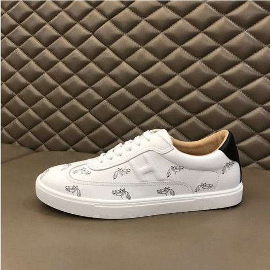 Les baskets sneakers Prada incarnent un style emblématique et un luxe italien.

 leur design élégant.pas cher,le moins cher.