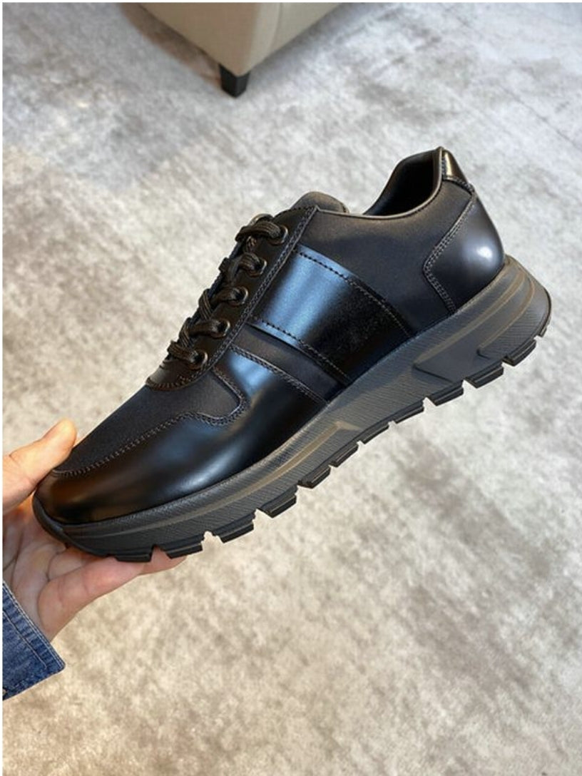 Les baskets sneakers Prada incarnent un style emblématique et un luxe italien.

 leur design élégant.pas cher,le moins cher.