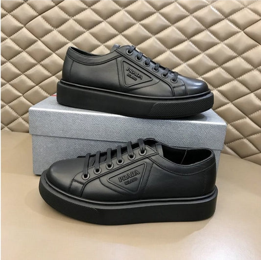 Les baskets sneakers Prada incarnent un style emblématique et un luxe italien.

 leur design élégant.pas cher,le moins cher.