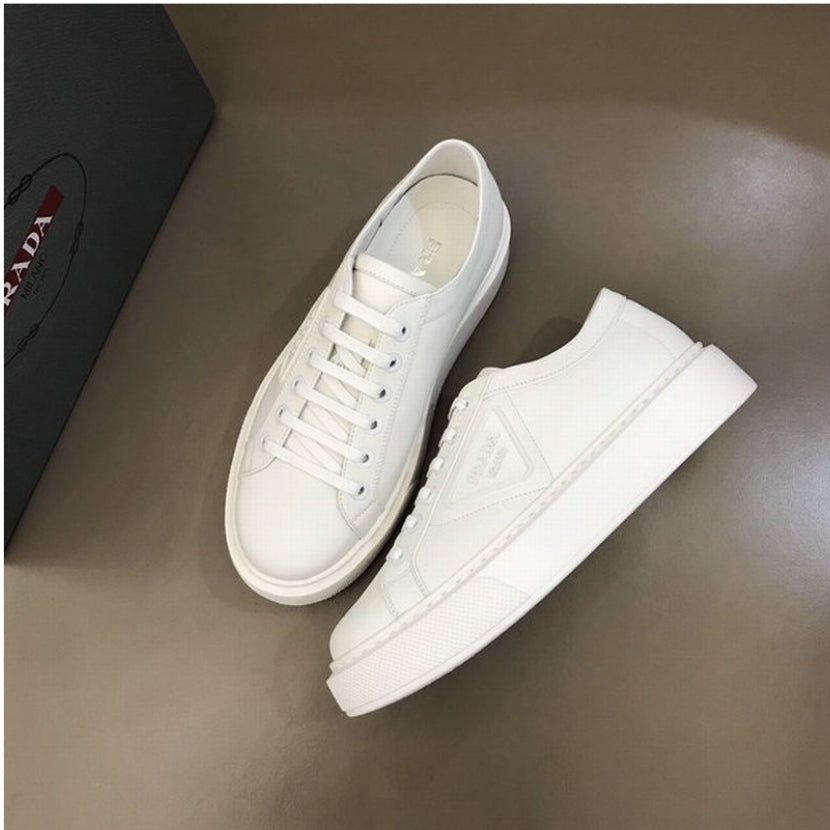 Les baskets sneakers Prada incarnent un style emblématique et un luxe italien.

 leur design élégant.pas cher,le moins cher.