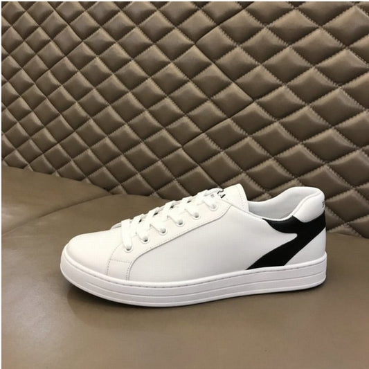 Les baskets sneakers Prada incarnent un style emblématique et un luxe italien.

 leur design élégant.pas cher,le moins cher.