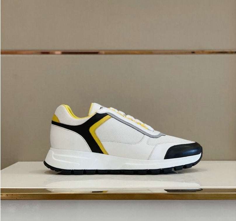 Les baskets sneakers Prada incarnent un style emblématique et un luxe italien.

 leur design élégant.pas cher,le moins cher.