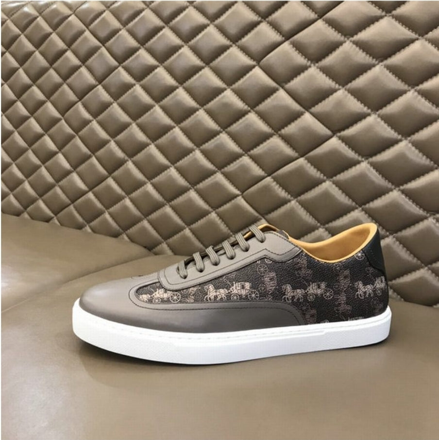 Les baskets sneakers Prada incarnent un style emblématique et un luxe italien.

 leur design élégant.pas cher,le moins cher.
