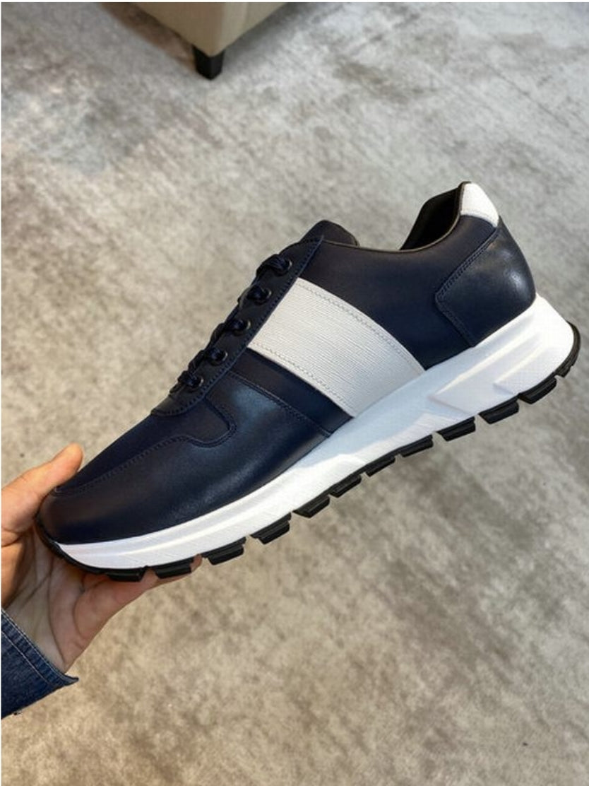 Les baskets sneakers Prada incarnent un style emblématique et un luxe italien.

 leur design élégant.pas cher,le moins cher.