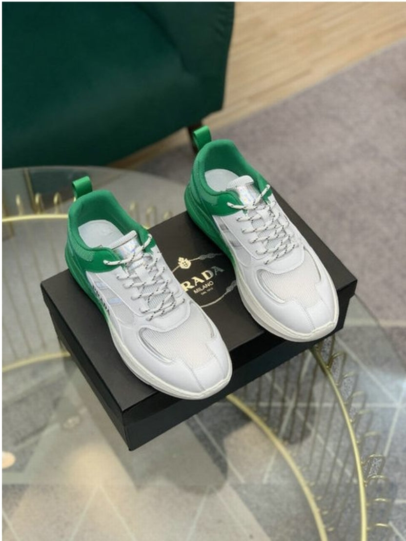 Les baskets sneakers Prada incarnent un style emblématique et un luxe italien.

 leur design élégant.pas cher,le moins cher.