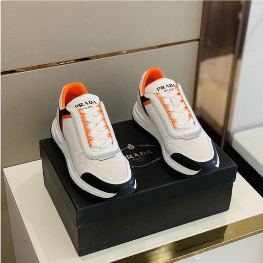 Les baskets sneakers Prada incarnent un style emblématique et un luxe italien.

 leur design élégant.pas cher,le moins cher.