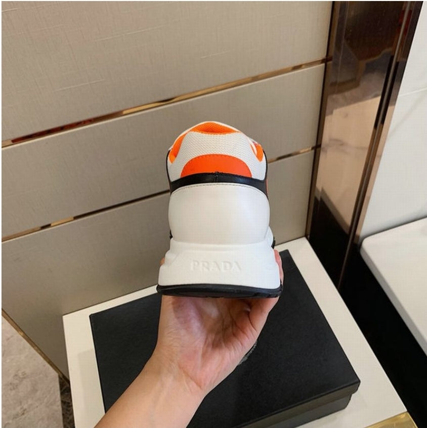 Les baskets sneakers Prada incarnent un style emblématique et un luxe italien.

 leur design élégant.pas cher,le moins cher.