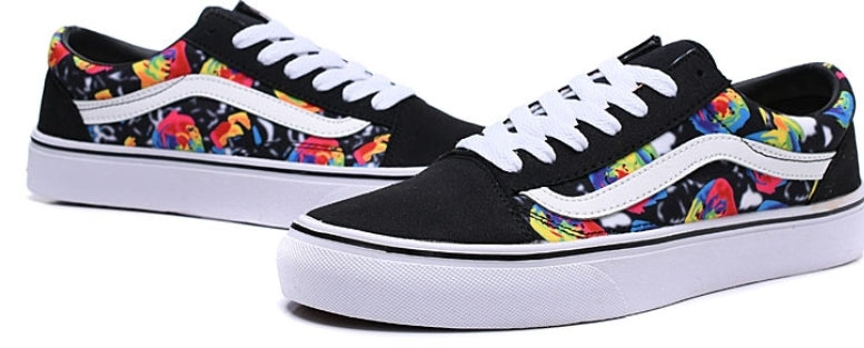 Les baskets Vans combinent  style et performance. Leur design  matériaux durables en font un  mode. Pas cher. Le moins cher.