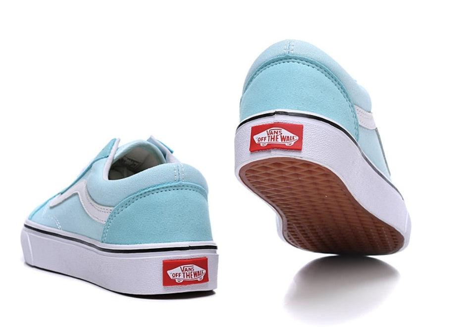 Les baskets Vans combinent  style et performance. Leur design  matériaux durables en font un  mode. Pas cher. Le moins cher.