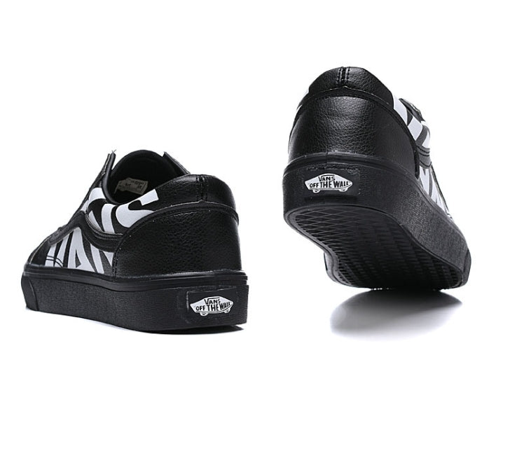 Les baskets Vans combinent  style et performance. Leur design  matériaux durables en font un  mode. Pas cher. Le moins cher.