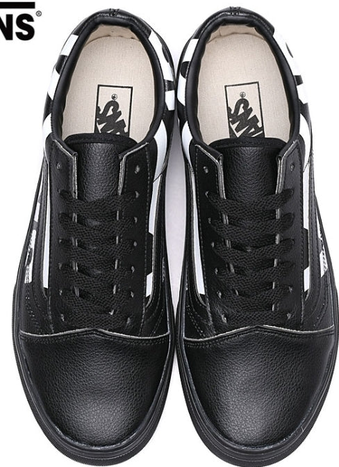 Les baskets Vans combinent  style et performance. Leur design  matériaux durables en font un  mode. Pas cher. Le moins cher.