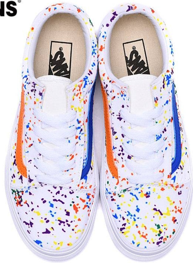Les baskets Vans combinent  style et performance. Leur design  matériaux durables en font un  mode. Pas cher. Le moins cher.