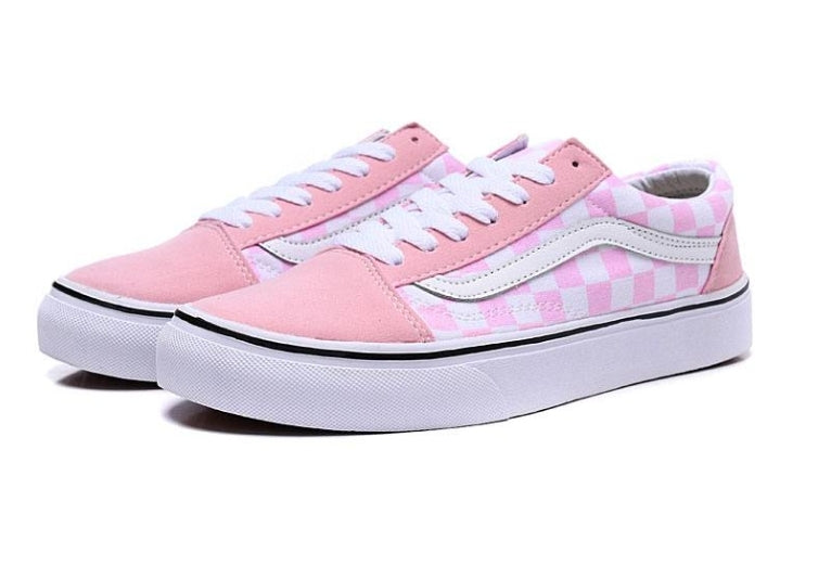 Les baskets Vans combinent  style et performance. Leur design  matériaux durables en font un  mode. Pas cher. Le moins cher.