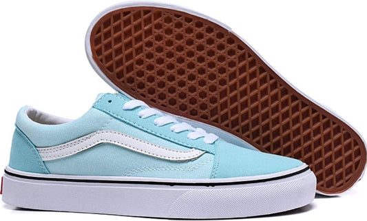 Les baskets Vans combinent  style et performance. Leur design  matériaux durables en font un  mode. Pas cher. Le moins cher.