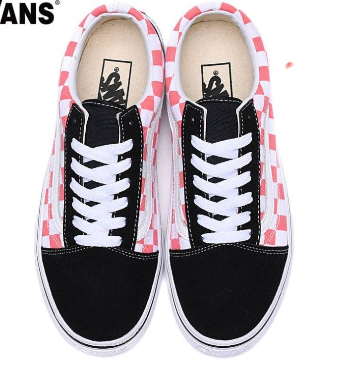 Les baskets Vans combinent  style et performance. Leur design  matériaux durables en font un  mode. Pas cher. Le moins cher.