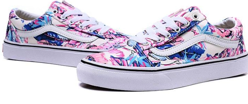 Les baskets Vans combinent  style et performance. Leur design  matériaux durables en font un  mode. Pas cher. Le moins cher.