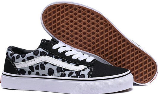 Les baskets Vans combinent  style et performance. Leur design  matériaux durables en font un  mode. Pas cher. Le moins cher.