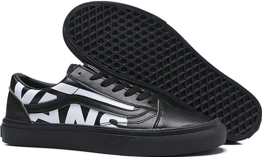 Les baskets Vans combinent  style et performance. Leur design  matériaux durables en font un  mode. Pas cher. Le moins cher.