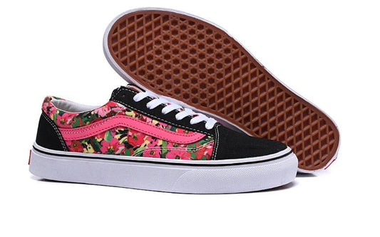 Les baskets Vans combinent  style et performance. Leur design  matériaux durables en font un  mode. Pas cher. Le moins cher.