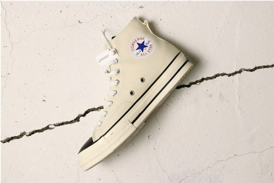 Les baskets Converse allient style intemporel et confort. Leur design emblématique avec la célèbre étoile et la  classique  choix incontournable