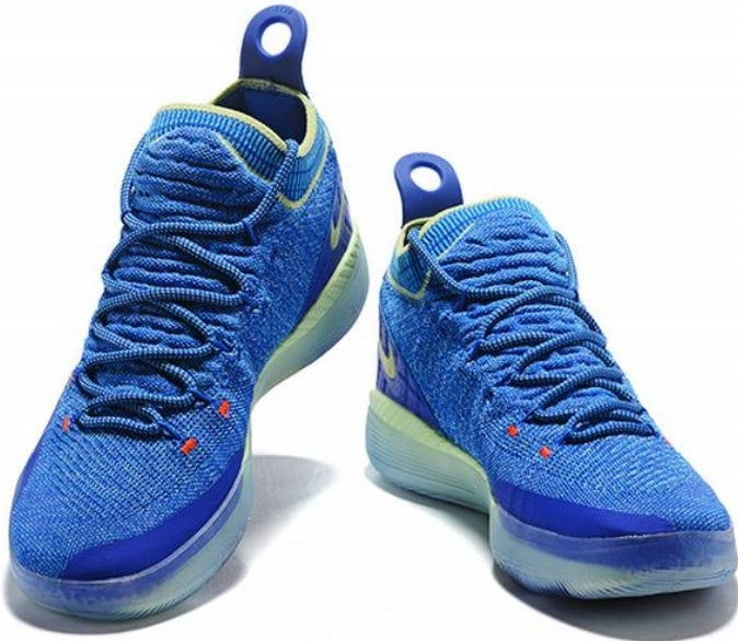 Les baskets Kevin Durant offrent un style emblématique et une performance exceptionnelle.

 design distinctif.pas cher. Le moins cher.