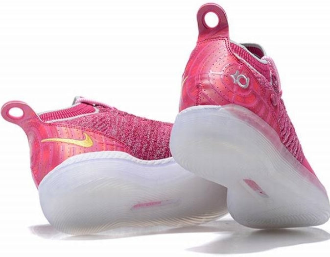 Les baskets Kevin Durant offrent un style emblématique et une performance exceptionnelle.

 design distinctif.pas cher. Le moins cher.