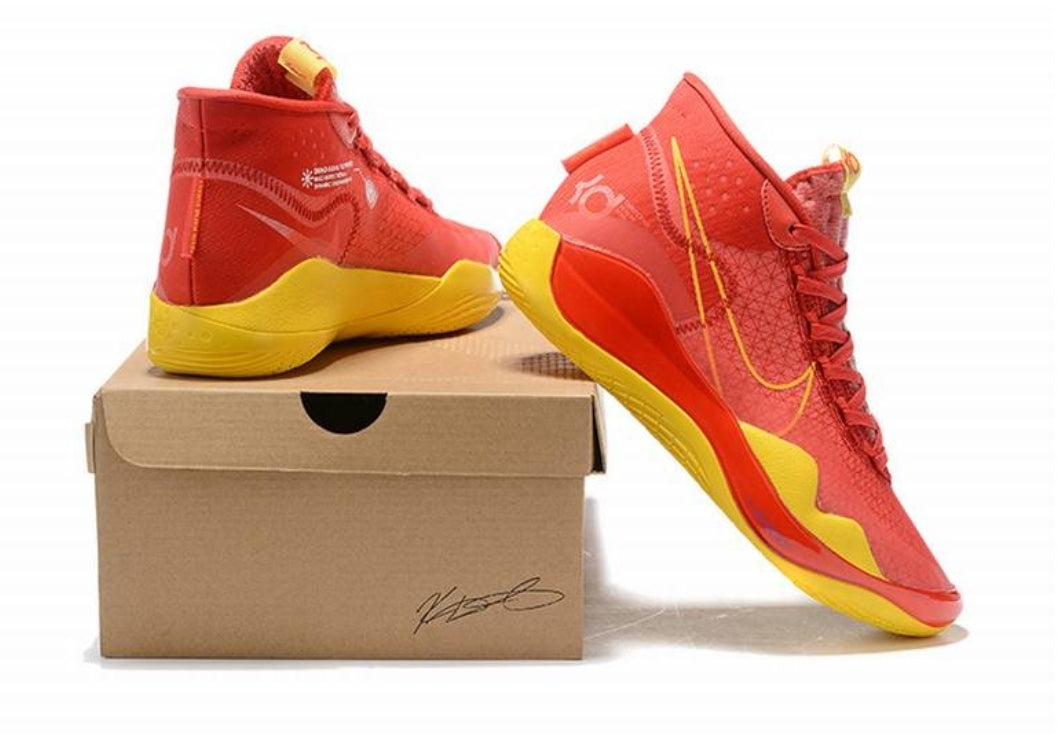 Les baskets Kevin Durant offrent un style emblématique et une performance exceptionnelle.

 design distinctif.pas cher. Le moins cher.