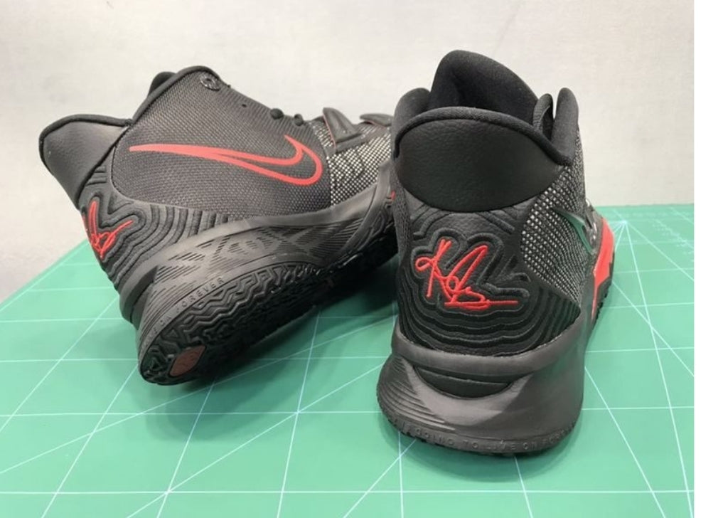 Les Basket kyrie Irving offrent un style emblématique et une performance exceptionnelle.

 leur design distinctif. Pas cher . Le moins cher. 