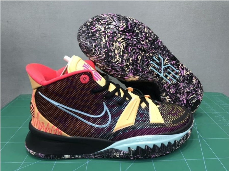 Les Basket kyrie Irving offrent un style emblématique et une performance exceptionnelle.

 leur design distinctif. Pas cher . Le moins cher. 