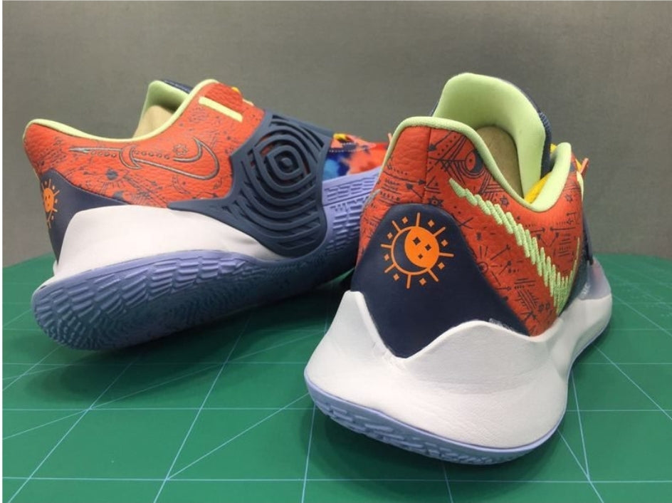 Les Basket kyrie Irving offrent un style emblématique et une performance exceptionnelle.

 leur design distinctif. Pas cher . Le moins cher. 